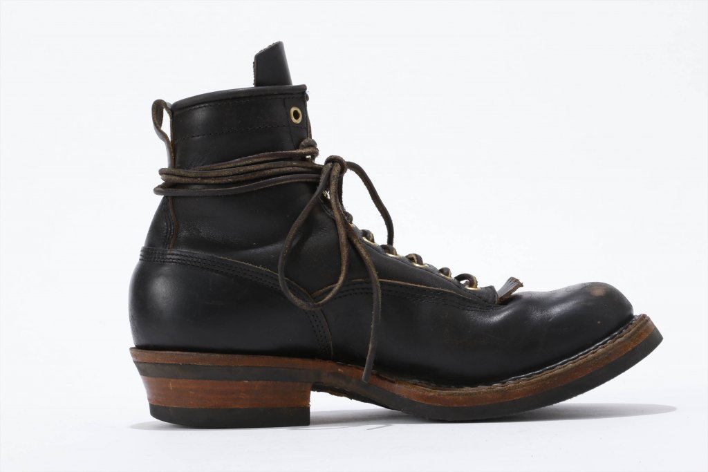 THE VOICE – WHITE'S BOOTS