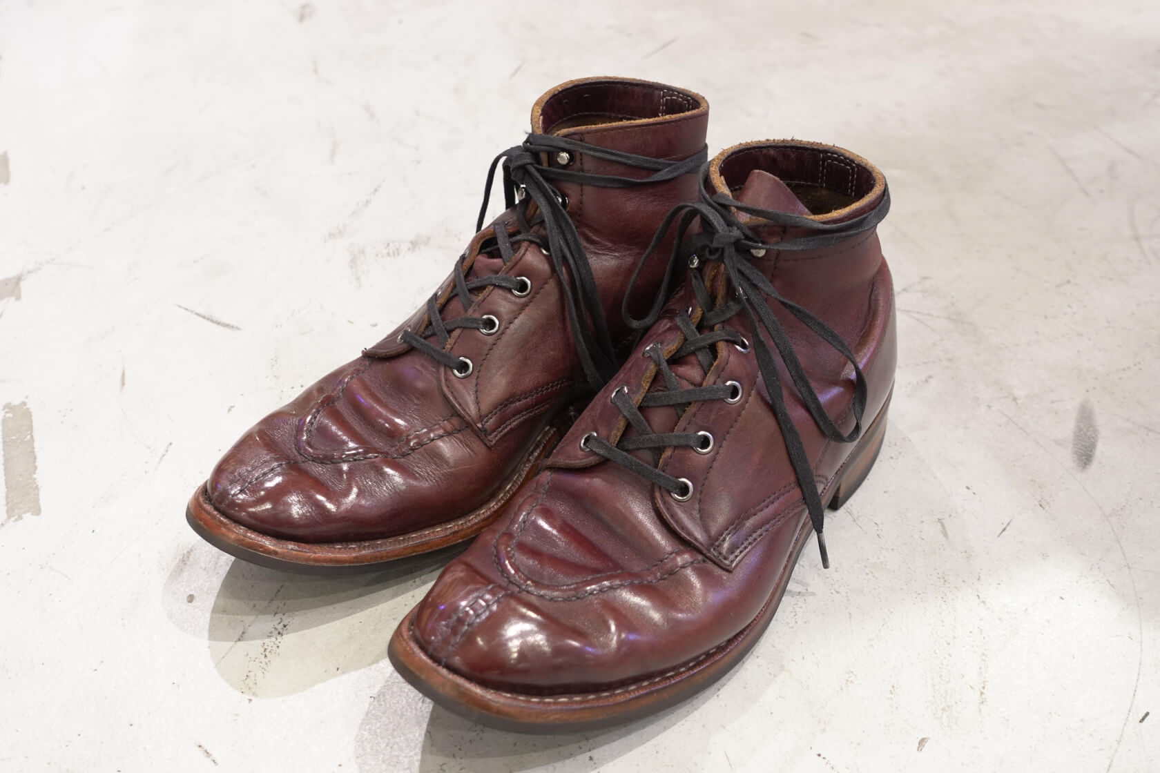 THE EXHIBITION / 100 WHITE'S BOOTS MFG. | WHITE'S BOOTS